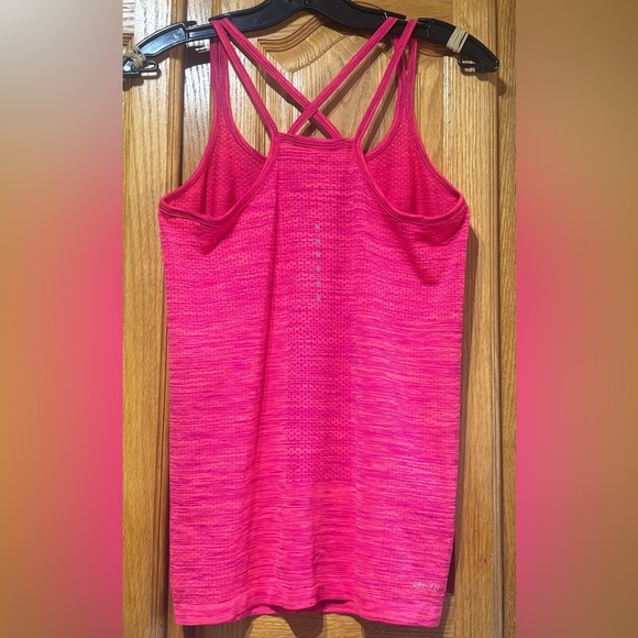 Nike Dri Fit Fuschia Pink Fitted Sleeveless Athletic Running Tank Top Small EUC - Picture 6 of 9